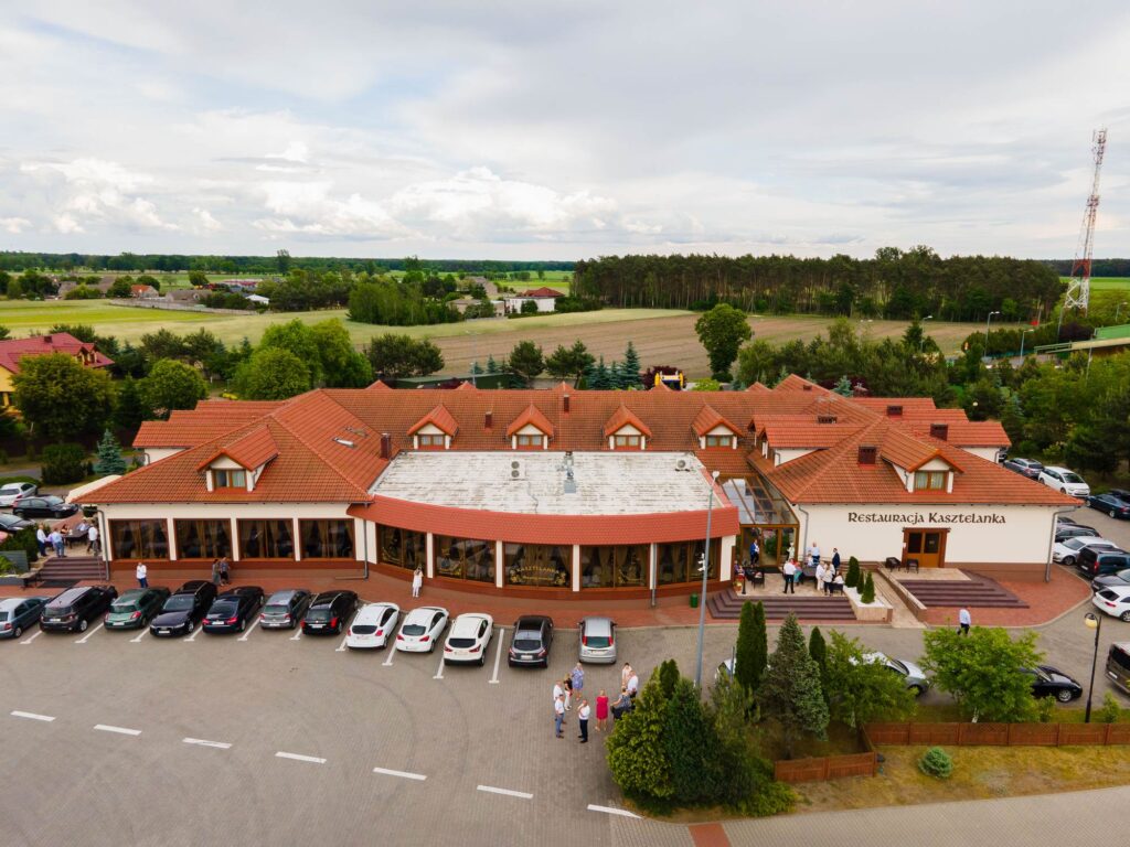 kasztelanka_shademedia01